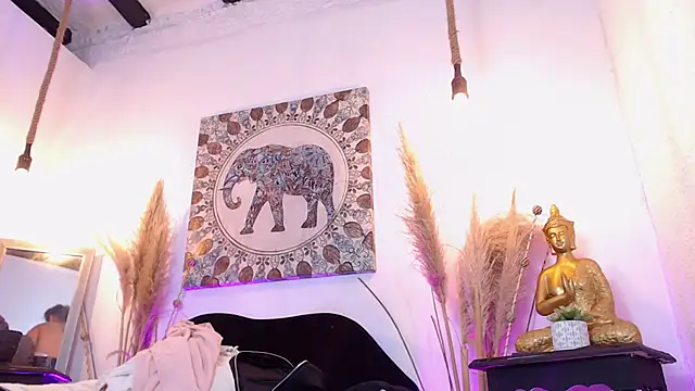 ZharaGag_on_u's cam snapshot