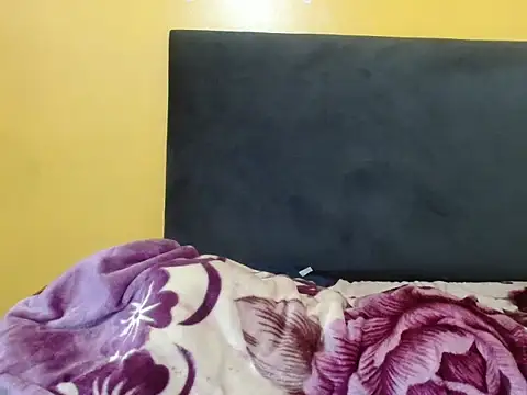 DiamondZara's cam snapshot