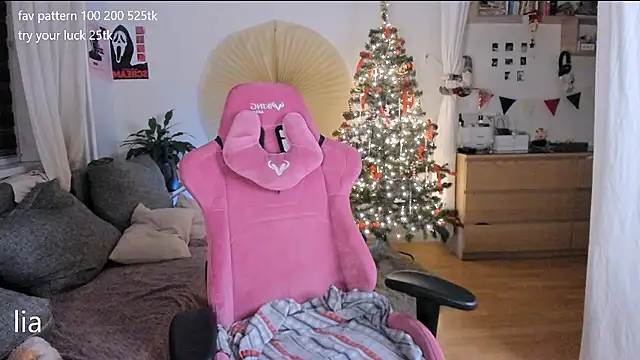 lil_lia's cam snapshot