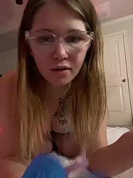 Riley_ray69's cam snapshot