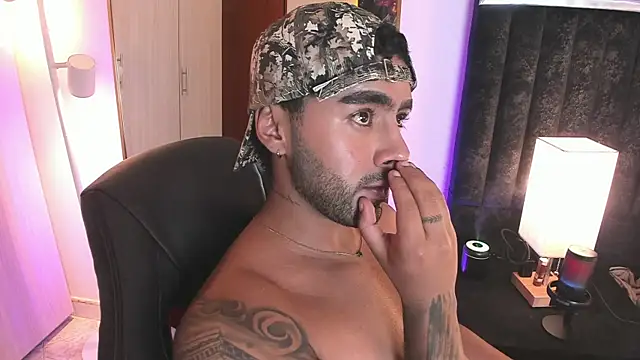 ItsMeEros live sex cam