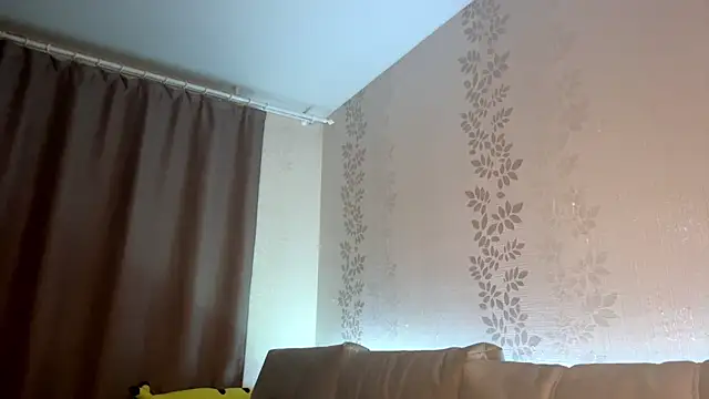 BlondeBun's cam snapshot