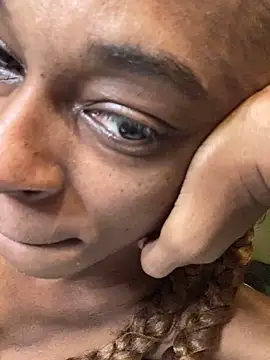 Jasmine_FullsShine's cam snapshot