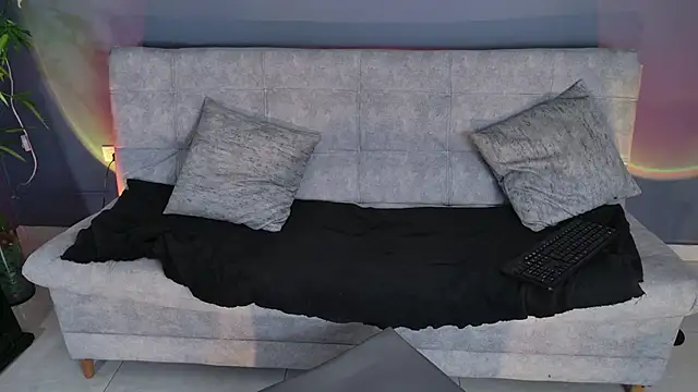 miaa_lux's cam snapshot