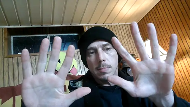 Mac_ThunderCock's cam snapshot