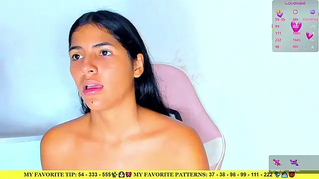 AriannaLewiis's cam snapshot