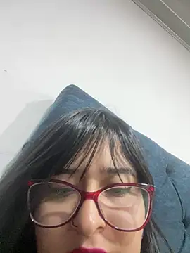 UAlyabaniat's cam snapshot