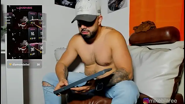 mikeblaree live sex cam