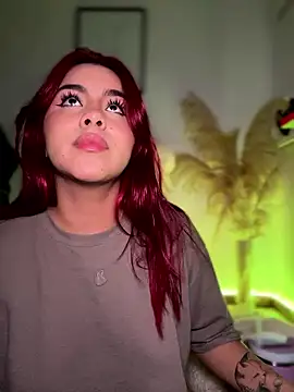 Zarahs_Blare1 live sex cam