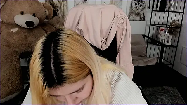 DiaAngell's cam snapshot