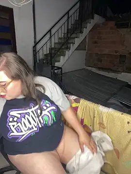 Kitty_Bms_ live sex cam