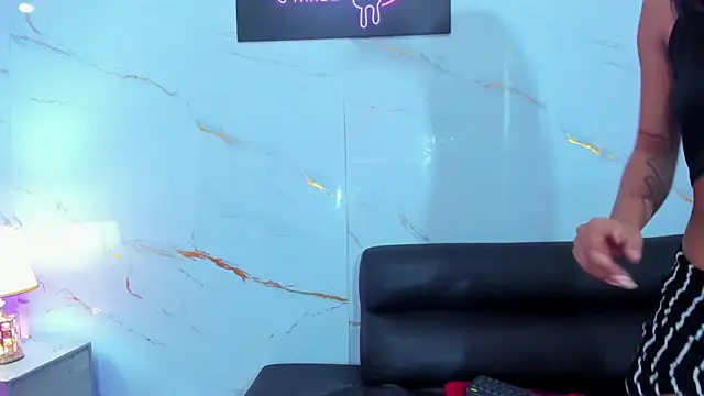 Little_nicoll's cam snapshot