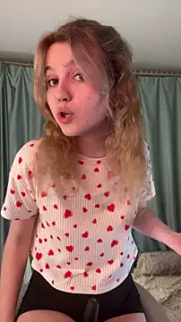 FannyRayy's cam snapshot