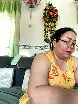 Alinat_'s cam snapshot