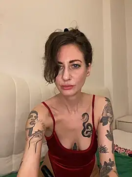 Thunder-Cunt's cam snapshot