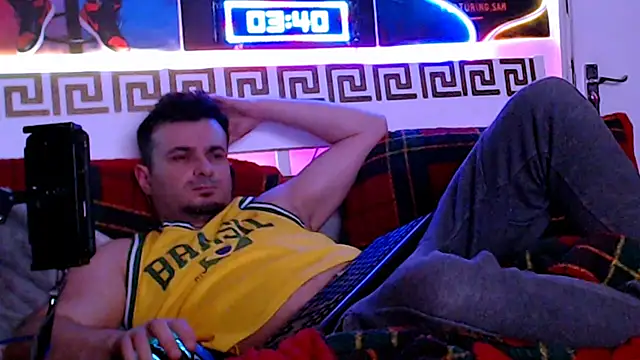 FuckToyBoy69's cam snapshot