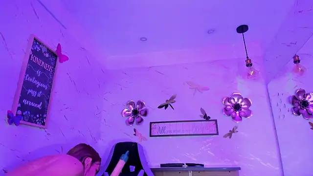 Natasha-Adams's cam snapshot