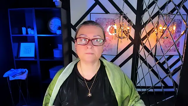 AlexandraKind's cam snapshot