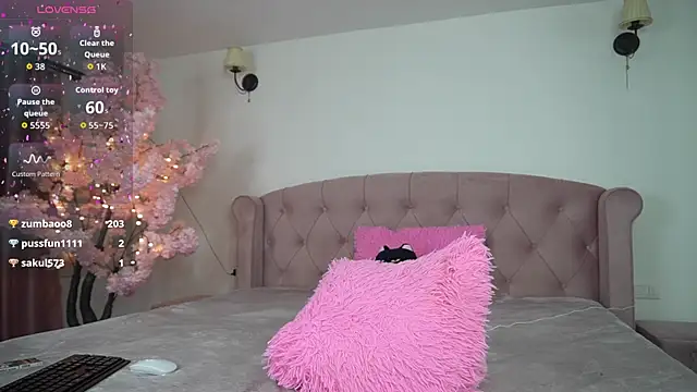 emma_godess's cam snapshot