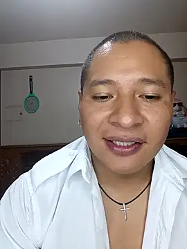 Lucy_jhack live sex cam