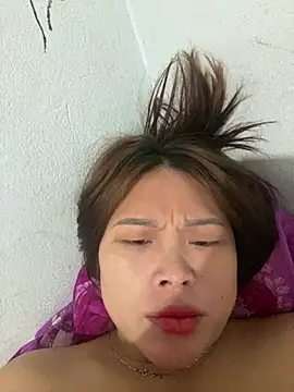 Emxinh123cute's cam snapshot