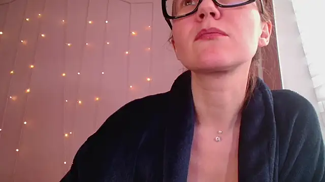 MelanyOxx's cam snapshot