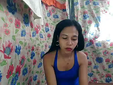 PinaySkinnyGirl's cam snapshot