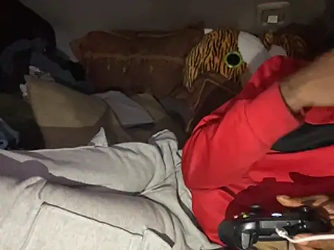 SlimeCrownzOut5 live sex cam