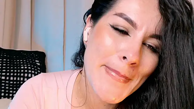 Pamela_Rosal's cam snapshot