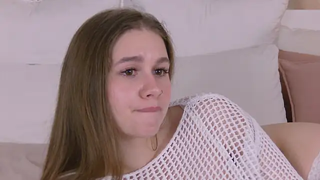 EllieHayes's cam snapshot