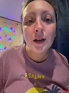 TheFishWife's cam snapshot