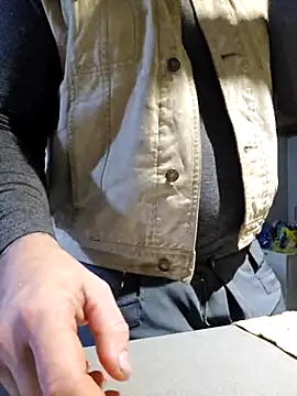 Armyexhibitionistvet live sex cam