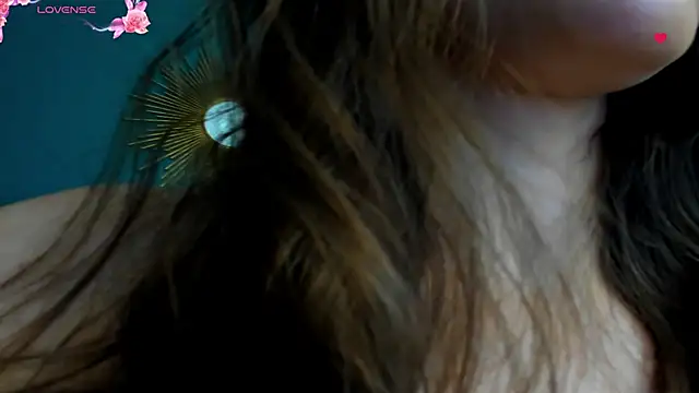 CalyMoon's cam snapshot