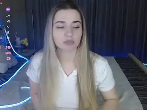 BellaaBlushh's cam snapshot