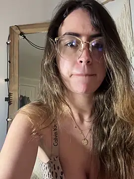 Wetbabygirlxo live sex cam