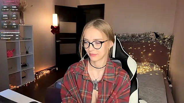 EvaPeace's cam snapshot