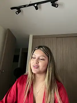 lunablossom_ live sex cam