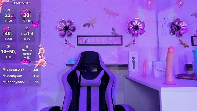 Natasha-Adams's cam snapshot