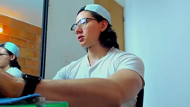 AngelBennet_'s cam snapshot