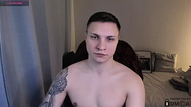 handsome_guy01's cam snapshot