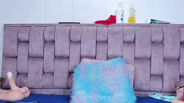 Alexa-Hunter's cam snapshot