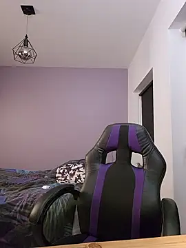 MiaRides19's cam snapshot