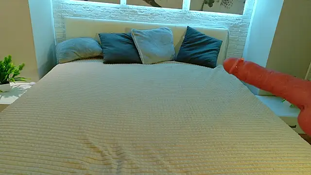 Betty_June's cam snapshot