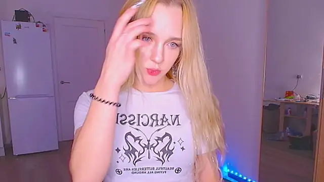 sailormoon666_'s cam snapshot