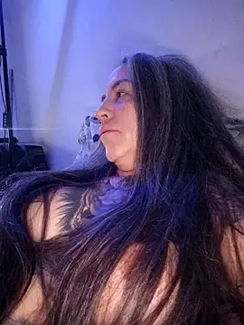 vamporasuccubus19777's cam snapshot