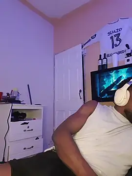 Suamyst_25's cam snapshot