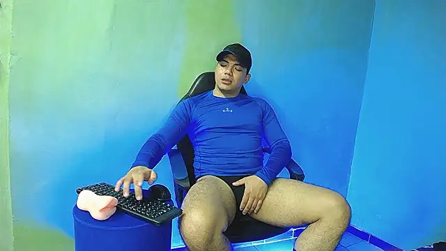 Uriel_Ray's cam snapshot