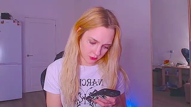 sailormoon666_'s cam snapshot