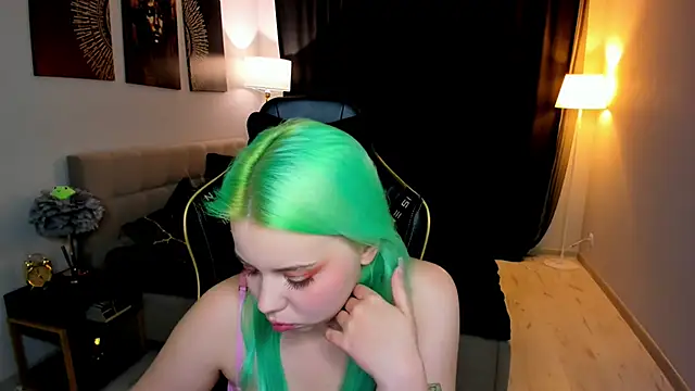 EnergyBunny_1's cam snapshot