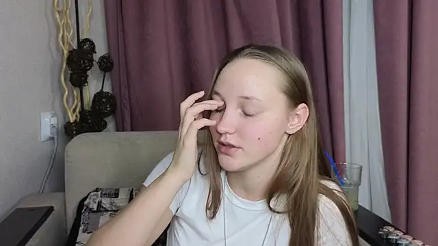 BibiStapler's cam snapshot